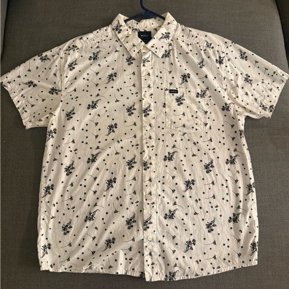 RVCA polo - Picture 1 of 3